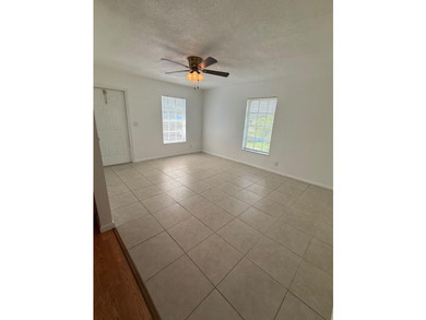 Welcome to this 1 bedroom, 1-bathroom condo located in Kentwood - photo 7