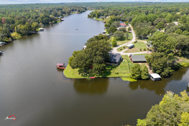 brick home in gated community - photo 8