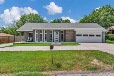 Lake Granbury Home For Sale in Granbury Texas