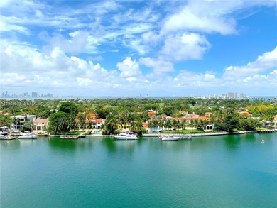 Wake up to breathtaking, unobstructed Intracoastal and Miami
