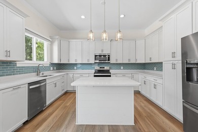 Welcome to 6700 N Kings Hwy, where coastal luxury meets timeless - photo 14