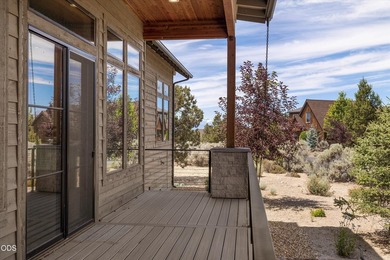 Stunning Northwest Modern masterpiece on a prime corner lot! - photo 23