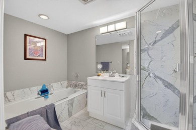 This beautiful 2-bedroom, 2-bath plus office condo offers - photo 23
