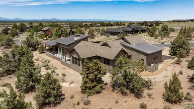 Stunning Northwest Modern masterpiece on a prime corner lot! - photo 28