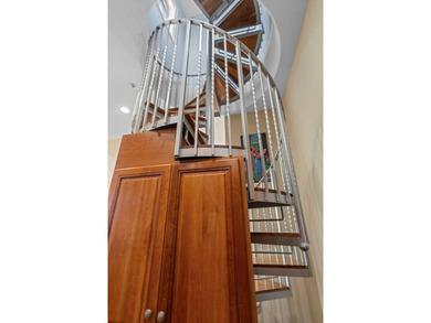 This is a rare opportunity to own an exceptional southwest - photo 32