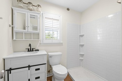 Welcome to 6700 N Kings Hwy, where coastal luxury meets timeless - photo 38