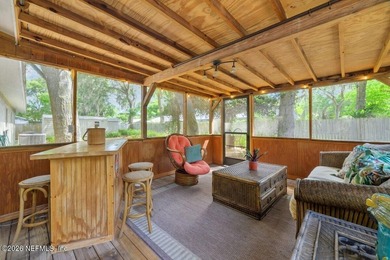 Perfectly positioned on a generous TRIPLE LOT along a quiet - photo 4