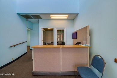 New Offering! 2800 S. F. Office Building with a 3 Suite - photo 5