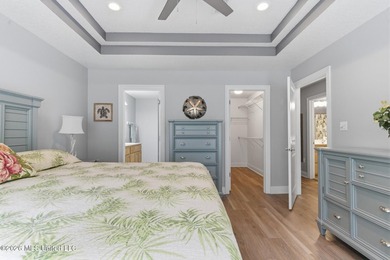 Just 0.6 miles from the beach, this beautifully positioned condo - photo 14