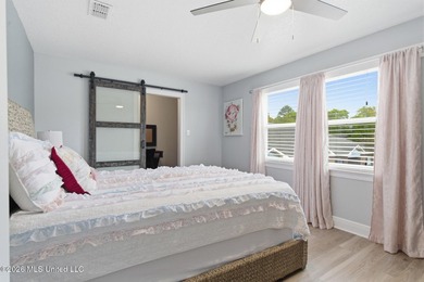 Just 0.6 miles from the beach, this beautifully positioned condo - photo 20