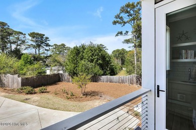Life by the SEA! This is the Private and Gated Waterfront - photo 22