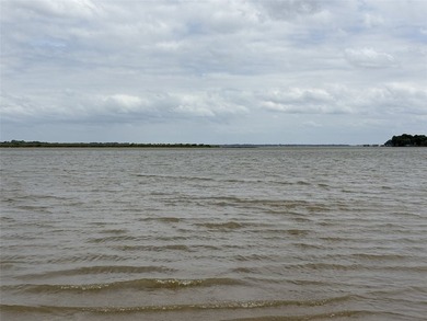 Million Dollar View for Under $300K! Enjoy 90 feet of open water - photo 1