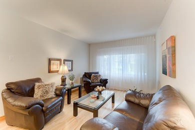Ce triplex impeccable, entretenu avec le plus grand soin au fil - photo 4
