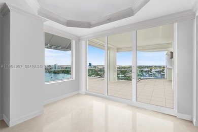 Priced below appraised value with a 45' deeded dock! Spectacular - photo 16