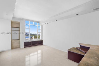 Priced below appraised value with a 45' deeded dock! Spectacular - photo 22