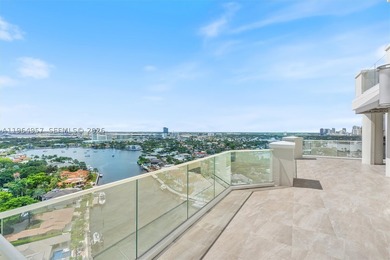 Priced below appraised value with a 45' deeded dock! Spectacular - photo 27