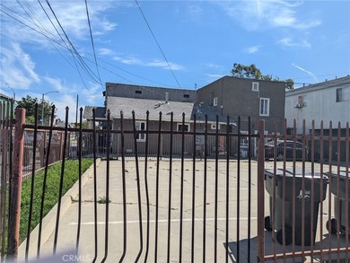 This Triplex property is Centrally located within minutes to - photo 3