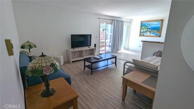 Spacious 3 bedroom ground level condo in central Ventura - photo 5