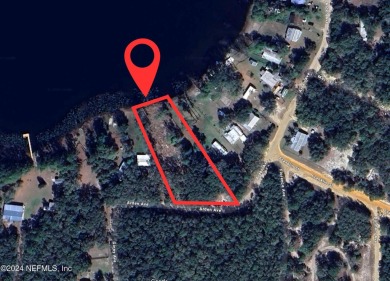 Lake Lot For Sale in Interlachen, Florida