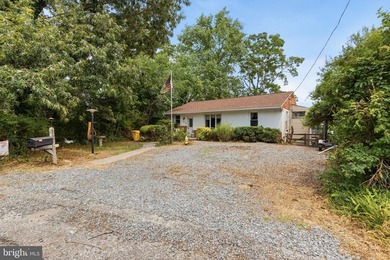 ***MOTIVATED SELLER- AGENTS BRING YOUR BUYERS AND SUBMIT ALL - photo 2