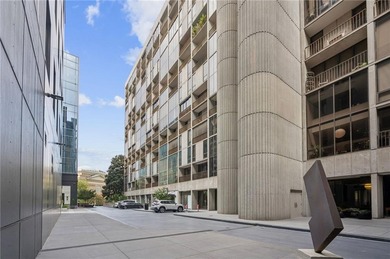 Lake Clara Meer Condo For Sale in Atlanta Georgia