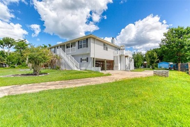 Under contract-accepting backup offers. There's something about - photo 4