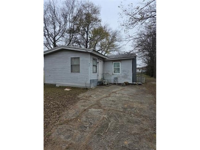 Arkansas River Home For Sale in Haskell Oklahoma