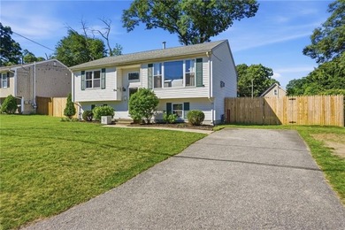 Welcome to this bright and inviting home in Warwick's desirable - photo 21