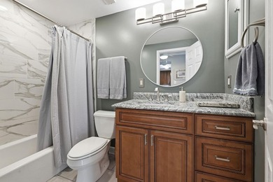 Fully renovated one-bedroom, one-bathroom condo in the Atlantis - photo 22