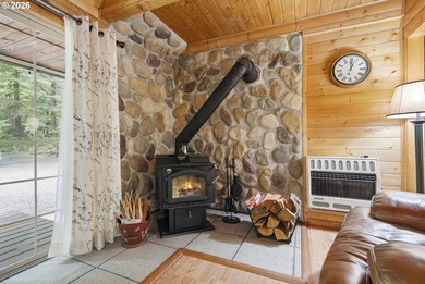Escape to the mountains and enjoy everything Northwoods has to - photo 3