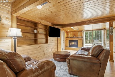 Escape to the mountains and enjoy everything Northwoods has to - photo 4