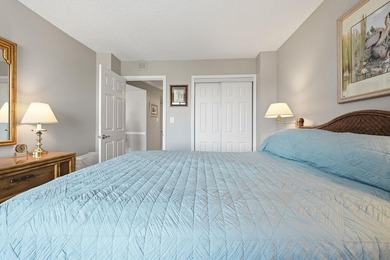 Fully renovated one-bedroom, one-bathroom condo in the Atlantis - photo 28