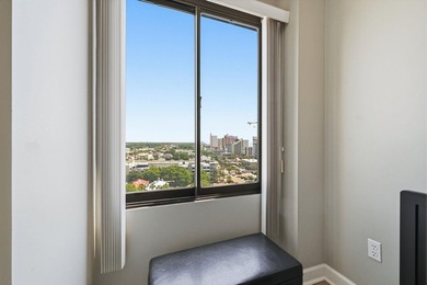 Fully renovated one-bedroom, one-bathroom condo in the Atlantis - photo 30