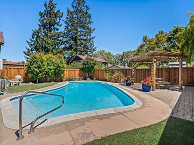 Exceptional Rose Garden property offering 5 bedrooms and 4 full - photo 47