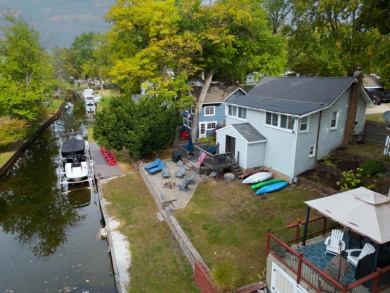 Lake Home For Sale in Pinckney, Michigan