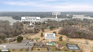 Welcome to luxury living in the highly sought-after Woodbridge - photo 2