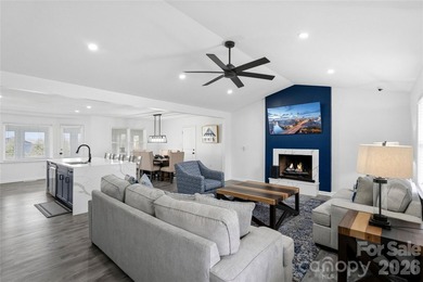 Welcome to luxury living in the highly sought-after Woodbridge - photo 3
