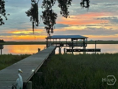 Discover Your Deep-Water Oasis on Talahi Island! Nestled on over - photo 1