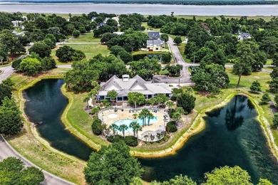 It is an honor to present this exceptional custom-built cottage - photo 12