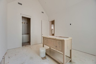 Showings BY APPT ONLY. Contact Listing Agent to schedule. Nearly - photo 13