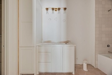 Showings BY APPT ONLY. Contact Listing Agent to schedule. Nearly - photo 14