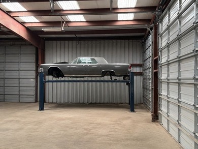 6000 F2 free-span, metal, insulated warehouse with 4 - 12' - photo 16