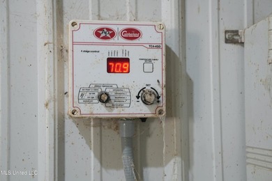 This turnkey modern Poultry Breeder Egg built in 2017 has - photo 25