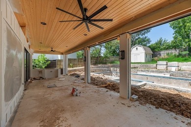 Showings BY APPT ONLY. Contact Listing Agent to schedule. Nearly - photo 26