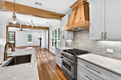 It is an honor to present this exceptional custom-built cottage - photo 31