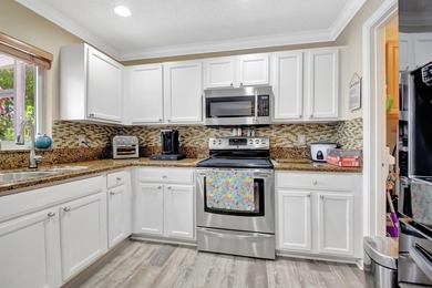 Discover this 2-story, 4-bed, 2.5-bath home w/ 2-car garage - photo 32