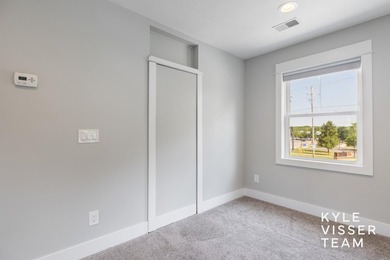 Exceptional opportunity to own in the heart of East Grand - photo 36