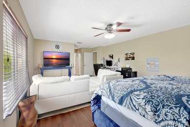 Discover this 2-story, 4-bed, 2.5-bath home w/ 2-car garage - photo 46