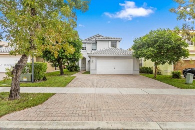 (private lake, pond, creek) Home For Sale in Miramar Florida