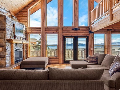 Custom log home nestled at the end of a quiet Cul-de-sac on two - photo 9